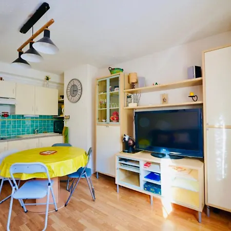 Appartement Familial T2 La Mongie, 6personnes,calme Et Agreable Bagnères-de-Bigorre